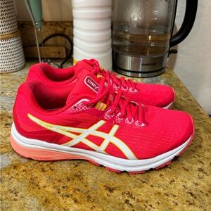 ASICS gt1000 size 7.5